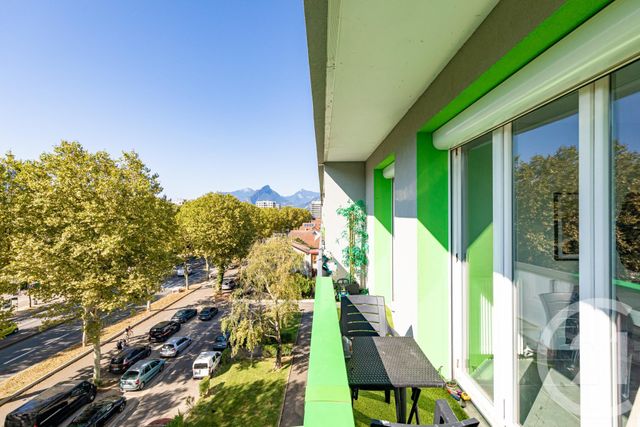 Appartement T3 à vendre - 3 pièces - 71.51 m2 - ECHIROLLES - 38 - RHONE-ALPES - Century 21 Victor Hugo